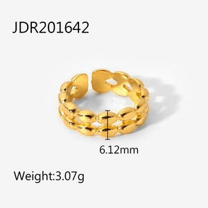 Detailed specs of the gold 18K plated adjustable ring showing weight and height dimensions