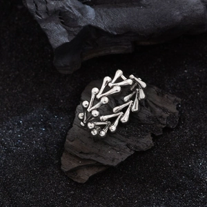 Irregular Heart Shaped Ring Women Vintage Gothic Bone Design Adjustable Open Finger Ring Silver Plated Copper Punk Style