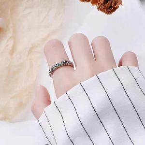 Retro 925 sterling silver auspicious cloud ring with relief engraving and vintage finish