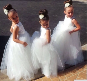 Robe De Demoiselle D Honneur Pour Filles Dentelle Maille Tulle Sans Manches Dos En V Princesse Mariage