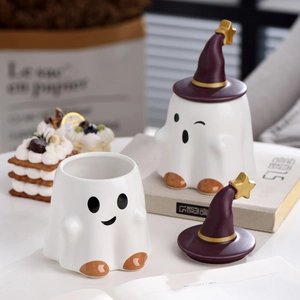 Ghost ceramic mug set with purple witch hat lid for Halloween coffee or milk