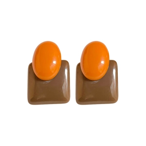 Modern minimalist geometric contrast color earrings in bright orange and coffee brown finish