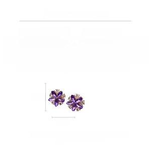 Infographic showing purple crystal flower earrings specs, weighing 9.7g and sized 2.2cm