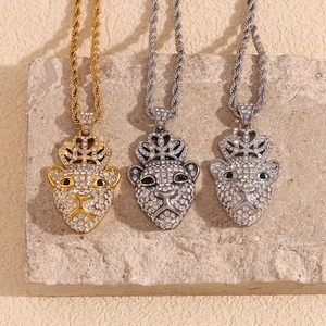Hip hop crown leopard pendant necklace with white crystals and gold plated twist chain