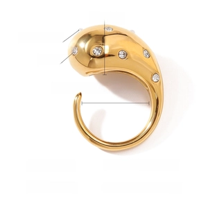 Gold-plated teardrop ring with crystals and simulated pearls on a polished 18K band