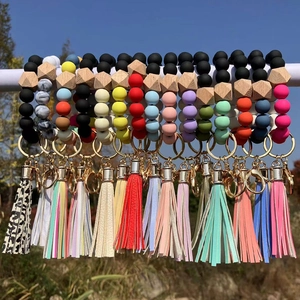 Silicone Acrylic Beads Keychain Bracelet Leopard Snake Print Tassel Wristlet Keychain For Women Men Fashion Jewelry Gift