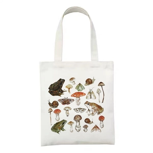 Weiße Canvas-Tragetasche mit Vintage-Botanik-Pilz- und Waldtier-Aufdruck im Retro-Stil
