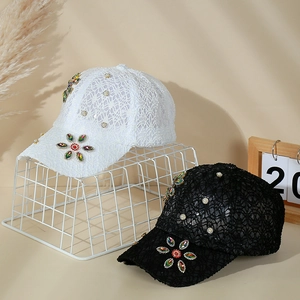 Casquettes de baseball en dentelle pour femmes avec fleurs en strass, noir et blanc