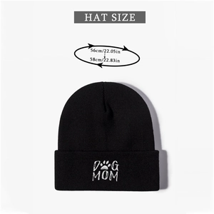 Size chart showing black DOG MOM beanie embroidery with head circumference 56-58cm