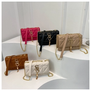Women Quilted Shoulder Bag PU Leather Crossbody Square Handbag With Metal Chain Strap And Tassel Gold Metal Letter Logo