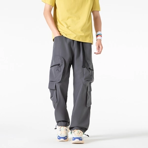 Pantaloni cargo grigio scuro con multitasche e orlo a coulisse in stile retrò a vita alta