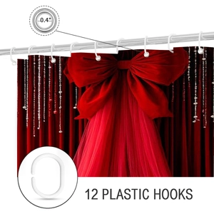 Vue détaillée du rideau de douche avec œillets métalliques et douze crochets en plastique