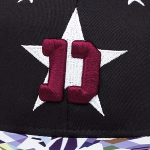 Hip hop snapback hat featuring 3D embroidered star and red number 13 on black fabric