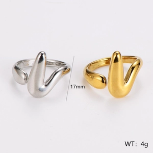 Minimalist V-shaped open rings in gold and silver finish, 17mm size and 4g weight