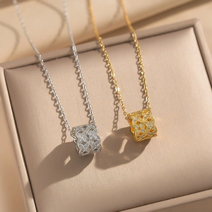 Hollow Cylindrical Waist Pendant Necklace Micro Pave Zircon Clover Flower Pattern Gold Plated Jewelry For Women