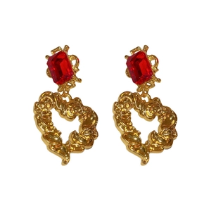 Vintage gold heart earrings with red rectangle gemstones and baroque embossed texture
