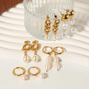 French luxury 18k gold plated Baroque freshwater pearl earrings set for women