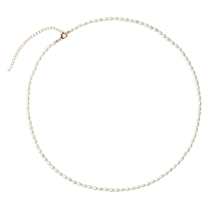 Detail of white freshwater pearls and 14K gold lobster clasp with adjustable chain