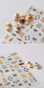 Détail des stickers ongles M-702 avec chats mignons, nœuds et motifs Love Life