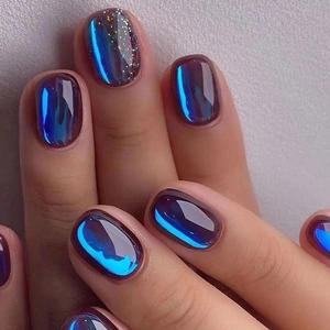 Korte Ronde Press On Nagels Aurora Cat Eye Glinsterende Melkweg Gradiënt Kunstnagels Chique Manicure Kunst