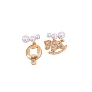 Elegant 18K gold plated asymmetric earrings with pearl pony and coin pendant charms