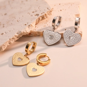 Stainless Steel Heart Pendant Hoop Earrings Gold Plated Mother Of Artificial Pearl Inlay Vintage Carved Hollow LOVE Jewelry For Women