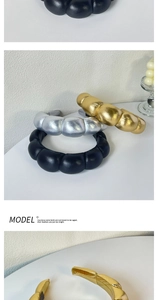 Detail showing high-quality PU leather padded headbands in gold, silver, and black finish