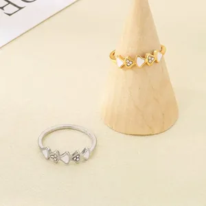Bague Mode Acier Inoxydable Émail Blanc Motif Cœur Géométrique Zircon Incrusté Plaqué Or 18K Bijoux Tendance Femmes