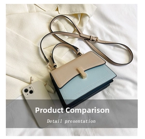 Comparaison de taille du sac bandoulière bleu et beige avec un smartphone témoin