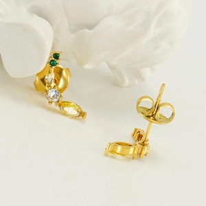 Boucles d'oreilles banane en acier titane plaqué or 18 carats avec zircons colorés