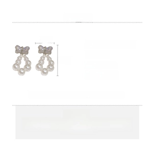 Detailed size and material specification chart for bow pearl stud earrings
