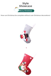 Détail de chaussettes de Noël bonhomme de neige gris et renne rouge avec bordure en fourrure
