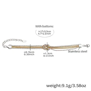 Dettaglio del bracciale a catena bicolore in acciaio inossidabile oro e argento