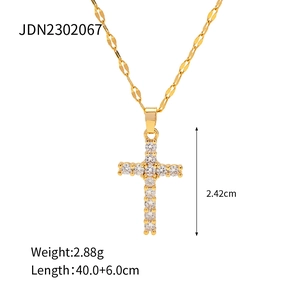 Detail of 18K gold stainless steel cross necklace with zircon inlays and dimensions