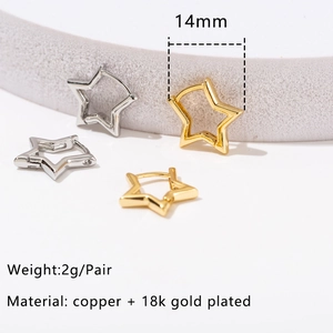 Detail of 14mm star earrings showing 18k gold plating material and weight specifications