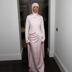 Elegant Satin Pleated Floor Length Evening Dress Long Sleeve Slim Fit Muslim Style High Neck Formal Maxi Gown For Women