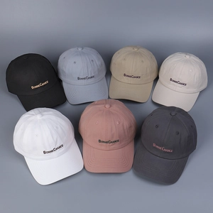 Top view of cotton baseball caps in seven colors with high-quality letter embroidery