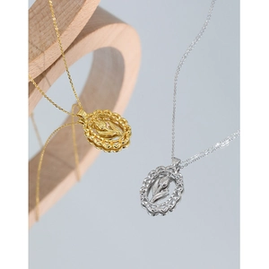Elegant S925 sterling silver tulip flower oval pendant necklace in gold and silver finishes