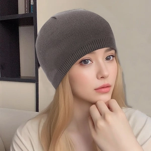 Winter knitted dark grey beanie for men and women, windproof warm hat for outdoor riding