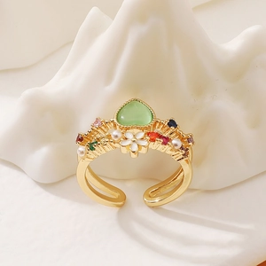 Adjustable golden double-layer heart ring with green gem and pearl floral accents