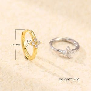 Minimalist S925 silver four-leaf clover hoop earrings with sparkling cubic zirconia
