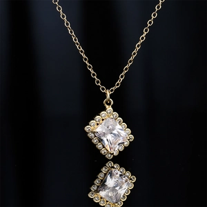 Elegant Square Zircon Pendant Necklace Copper Plated 18K Gold Geometric Halo Jewelry For Women