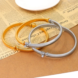 Bracelets Tubogas extensibles or et argent minimalistes avec détails de vis industrielles