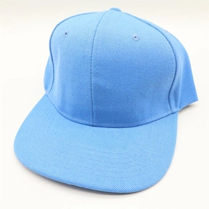 Classic light blue flat brim snapback baseball cap in twill cotton fabric