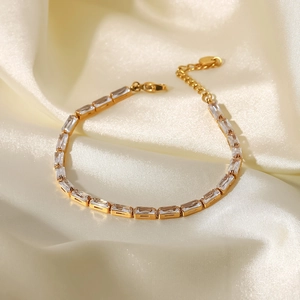 18K gold plated stainless steel bracelet with rectangular white zircon stones and adjustable chain