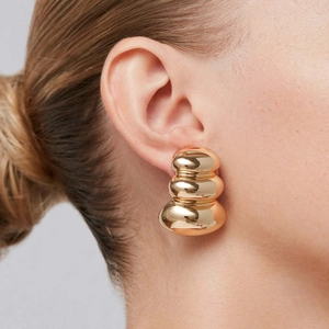 Boucles D'Oreilles Puces Sphères Empilées Acier Inoxydable Plaqué Or 18K Minimaliste Chic Femme