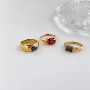 Vintage Stainless Steel Rings For Women With Black Stone And Synthetic Ruby Geometric Textured Retro Luxury Jewelry