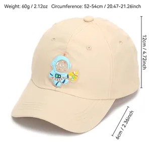 Cappellino beige per bambini con patch astronauta e specifiche taglia 52-54cm