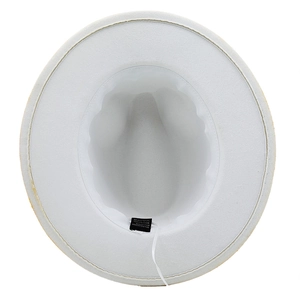 Vue intérieure du feutre blanc montrant l'étiquette 65% coton et 35% polyester de qualité