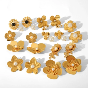French style 18K gold plated flower earrings set with elegant pearls for women